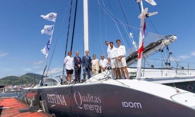 Nuevo intento de récord, desde Bilbao, de ‘La Vuelta a España’ del Maxicat Victoria de Alex Pella