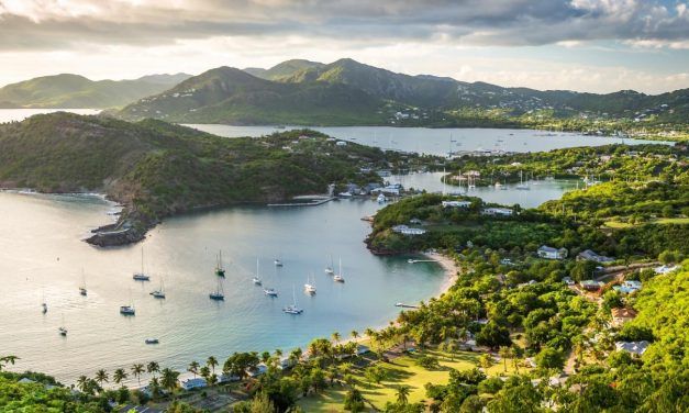 Mile Building ANTILLAS CARIBE a bordo del velero «La Peregrina»