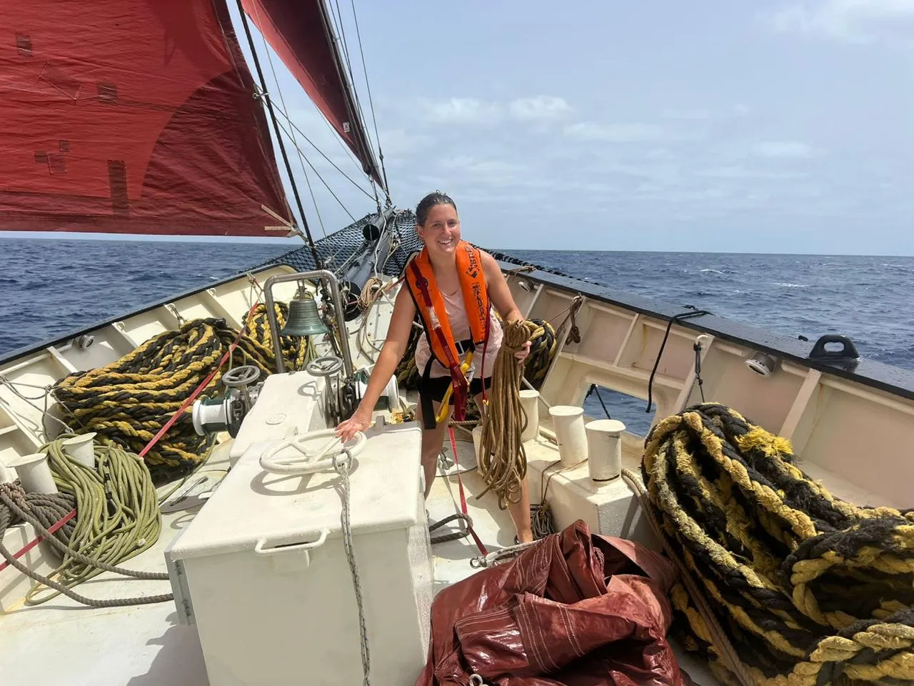 Ciudad del cabo a azores, 2024, primer oficial